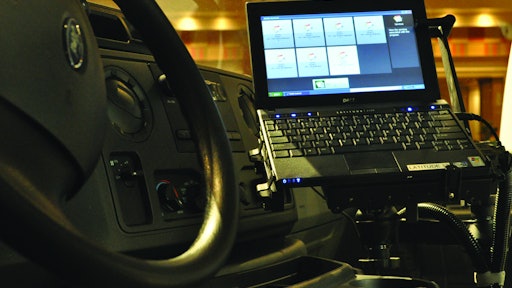 Mobilelaptop16 10234481