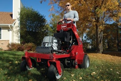 Toro 30 In Hydro Stand On Aerator