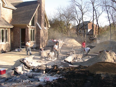 Photo courtesy of Grant & Power Landscaping in Chicago, 2009 Pros in Excellence Award Winner