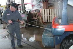 Moenshopwash2 10635241