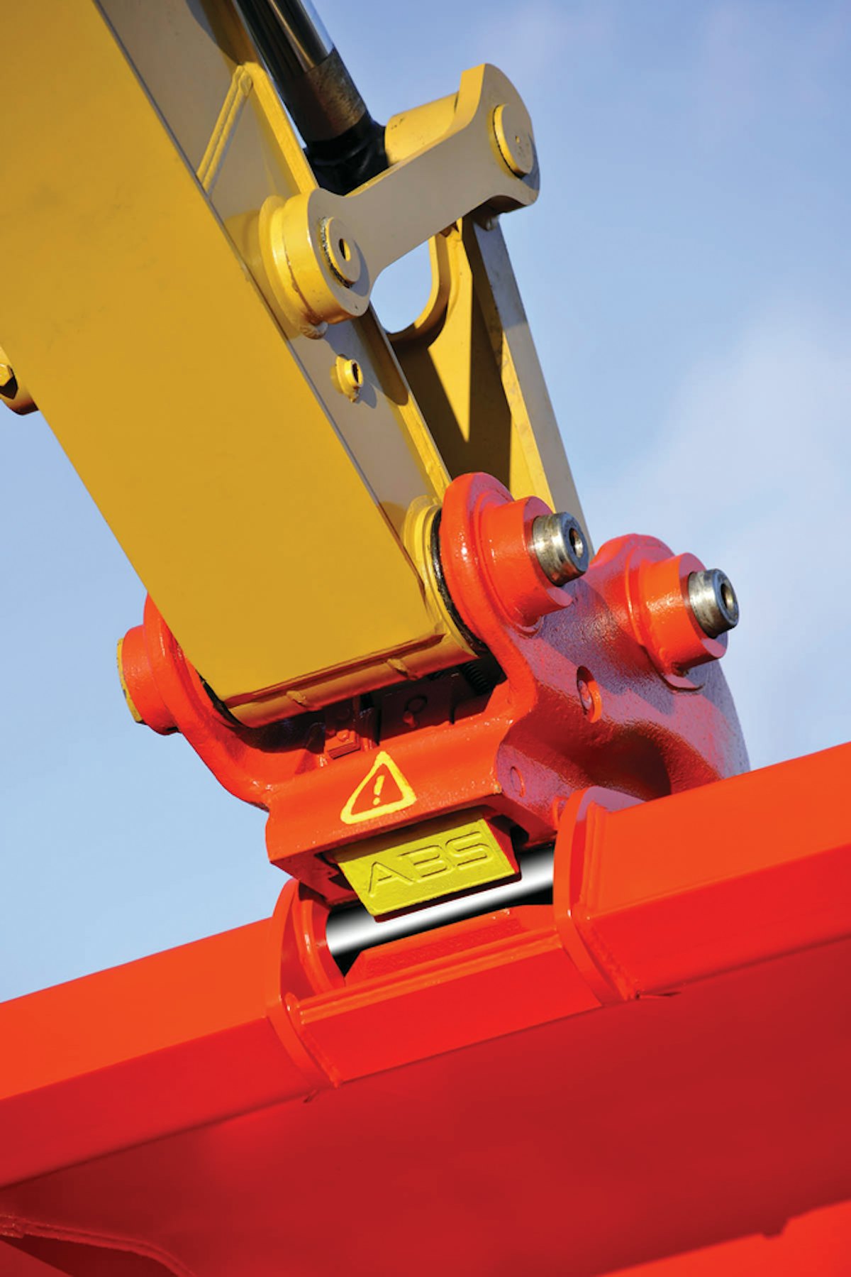 JRB PowerLatch MultiPinGrabber Coupler From STANLEY Infrastructure