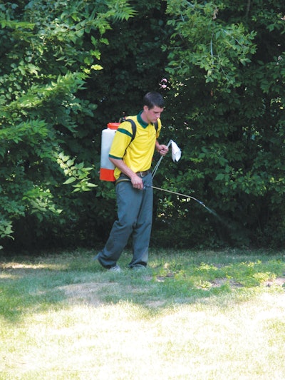 Lawn Care Weed Control Sprayer 10733965