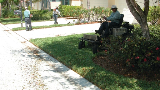 Landscape 3 Man Crew 10758496