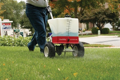 EarthWay S25 Push Sprayer