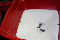 The new EarthWay Flex-Select system features removable trays to quickly switch from regular to low or high output.