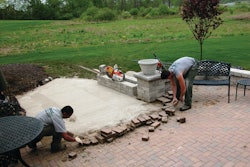 Building Hardscape Paver Patio 10837502