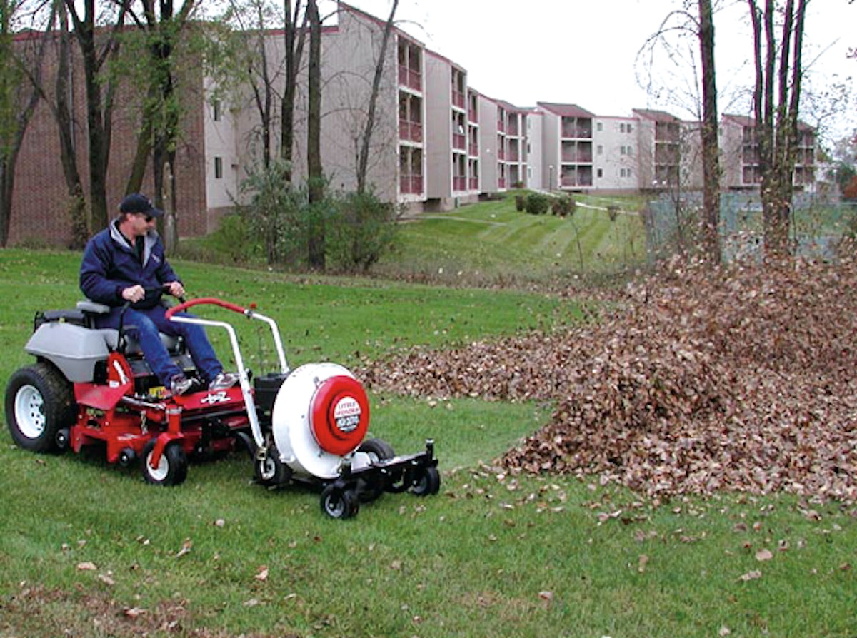 Zero turn best sale leaf blower