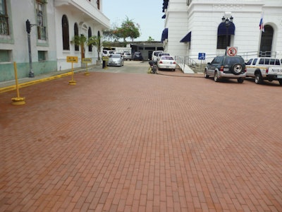 Pine Hall Brick Esplanade St 10975295