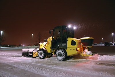 Wacker Neuson Wl30 At Night 11533745