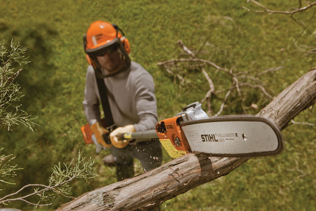Pole Pruner Saw Safety Tips Green Industry Pros pole-pruner-saw-safety-tips-green-industry-pros