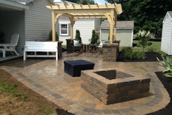 Outdoor Living Space by Pinkos Landscaping