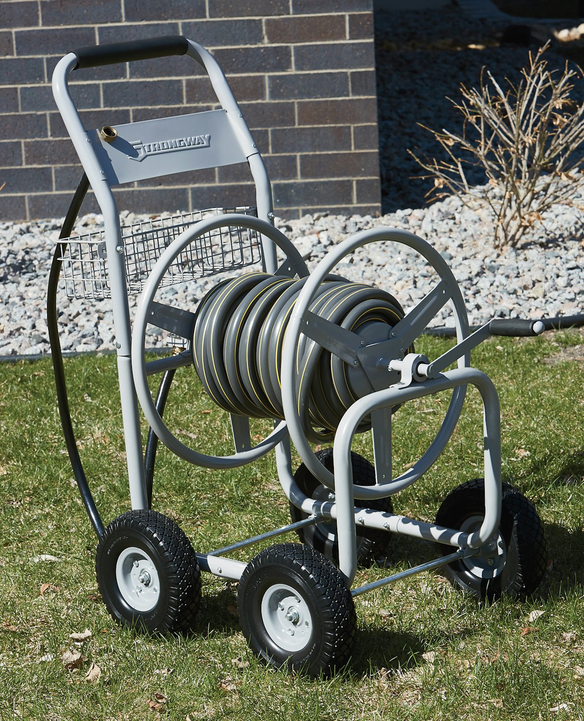 Strongway garden hot sale cart