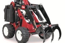 Toro Dingo 220 studio shot 5550b94622bc1
