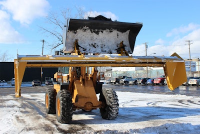 Pro Tech Bucket Clamp Action Shot 556dd79015f68
