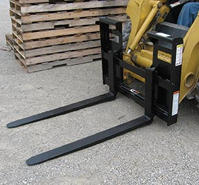 WSR Skid Steer Pallet Fork1 v1 55cc855cec778