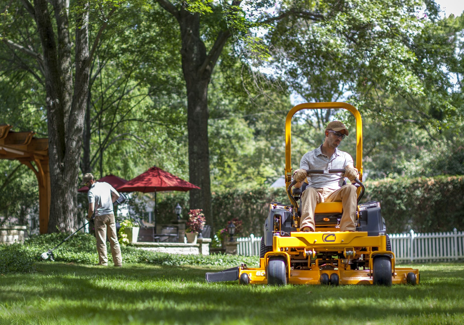 Cub Cadet Pro Z 100 Series From Cub Cadet Green Industry Pros