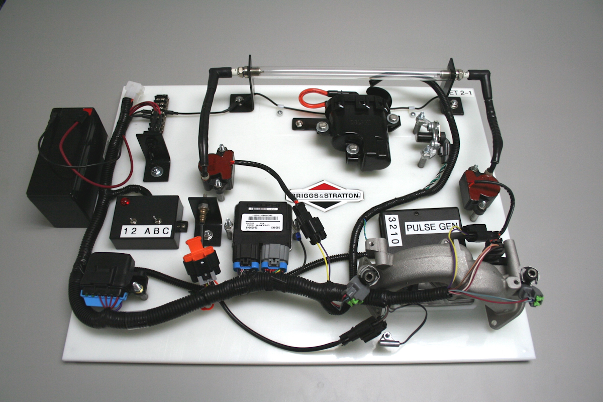 Vanguard Offers Holistic Approach to EFI From Briggs & Stratton Green Industry Pros