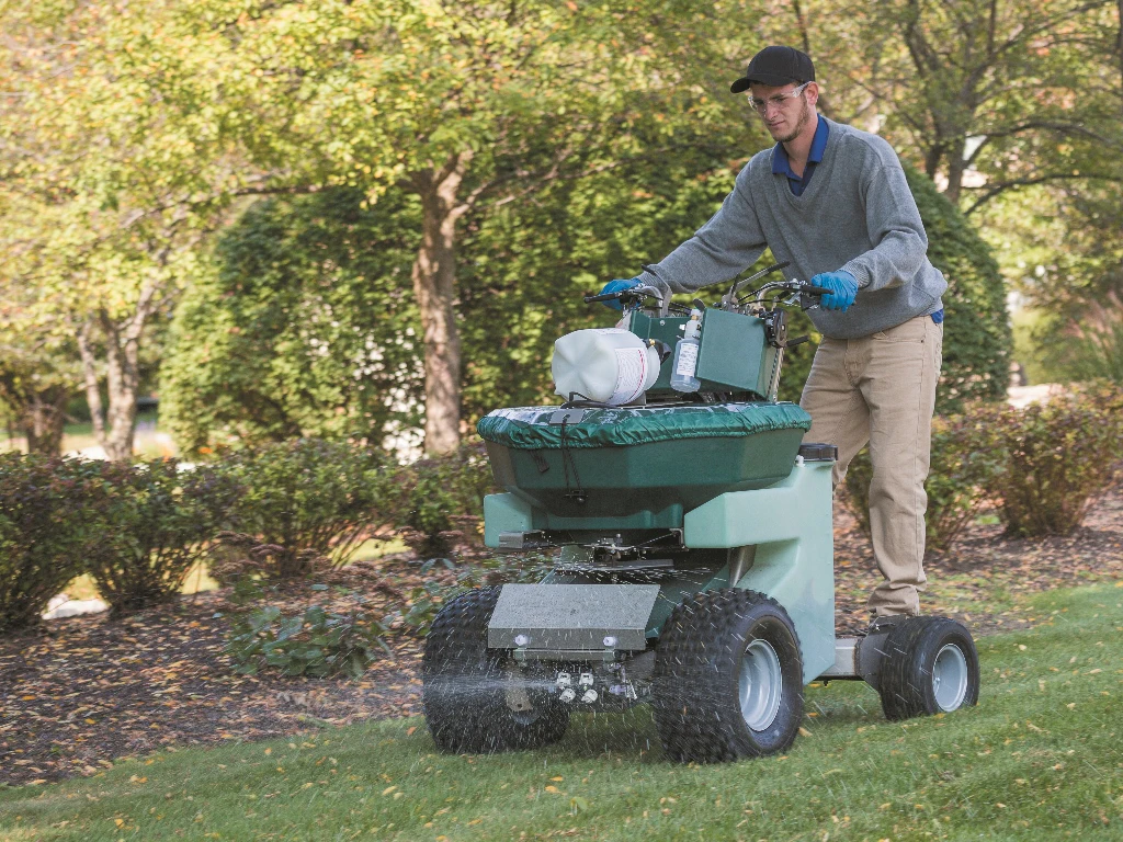 PermaGreen 2017 Triumph Spreader/Sprayer & Spread-Only From
