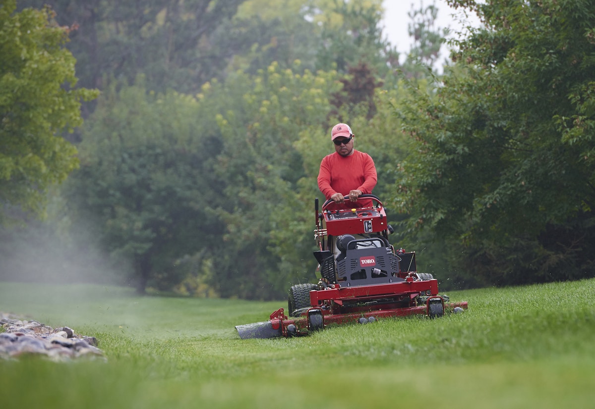 Walk behind mower stand deals