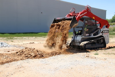 Takeuchi TL12V2 Working3 57b4b5954a97b