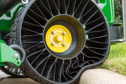 MICHELIN X TWEEL TURF Photo One 58d171c164caa