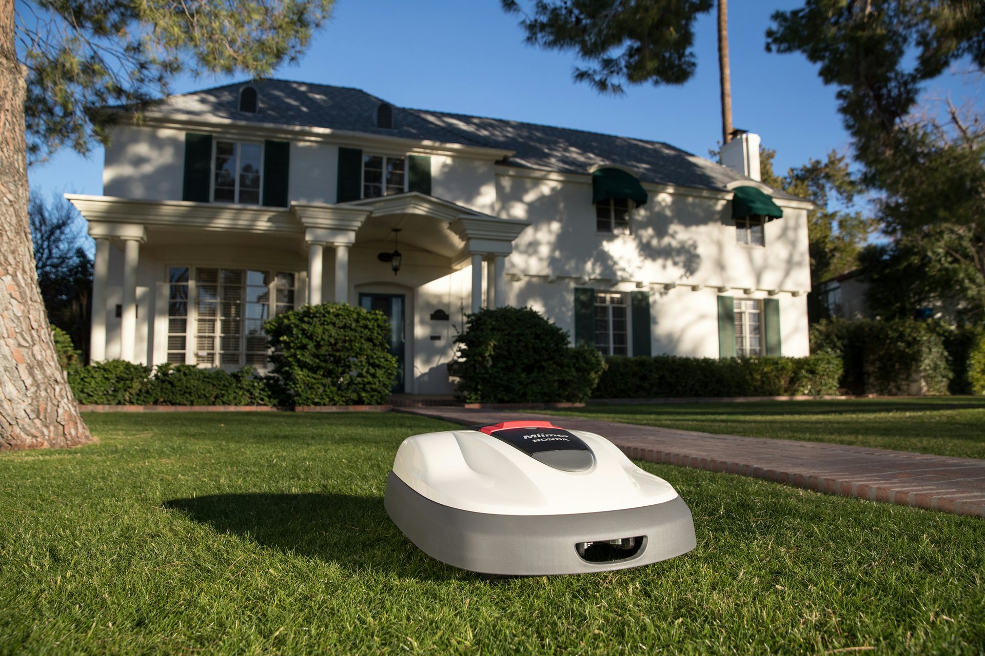 Honda Joins the Robot Race with Miimo Mower From Honda Power Equipment Green Industry Pros