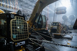 JCB 591b126d0c400