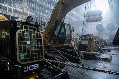 JCB 591b126d0c400