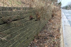 retaining wall falling svf x 500 5963bfe80bb86
