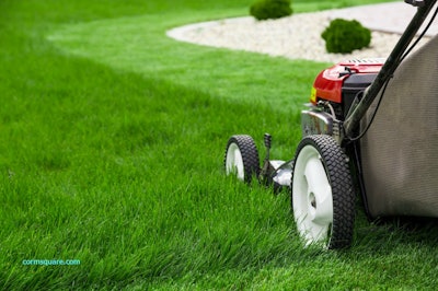 Lawn Mowing 5a32e0a672418
