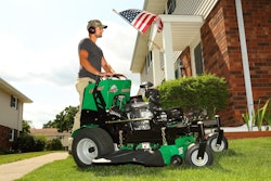 BOB CAT IMGL0861 5a9db4b70af58