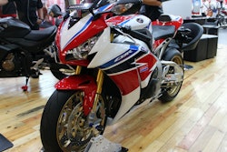 Honda CBR1000RR Fireblade SP Jakarta Fair 2016 June 21 2016 5ab3ffd2ddfaa