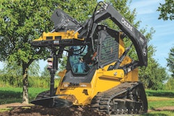 JD Auger 1 5aa939267f7f0