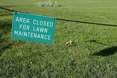 Lawn Care 5acb72dc2008b