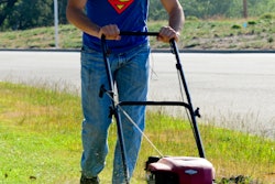 Mowing 5af32aef5b3b6