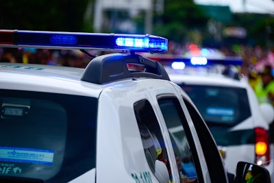 Lights Caravan Blue Car Red Police Cars Sirens 1531274 5b3e4feb1bcbf