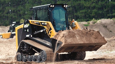 ASV RT75 Hauling 5b90541382908