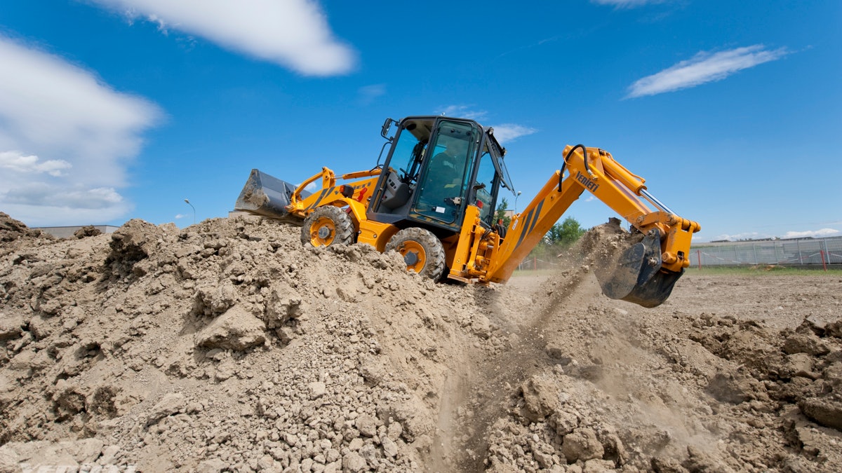 Venieri Earthmoving Equipment Arrives in the U.S. From: AMS-Venieri