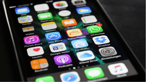 Whatsapp Ios Iphone Phone Homescreen Apps 1370785 Pxhere com (1)