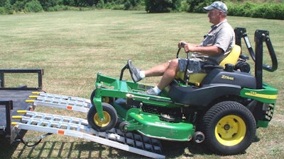 UTV/Zero-Turn loading ramp