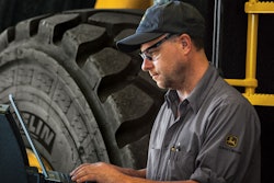 John Deere has announced a new apprenticeship program.