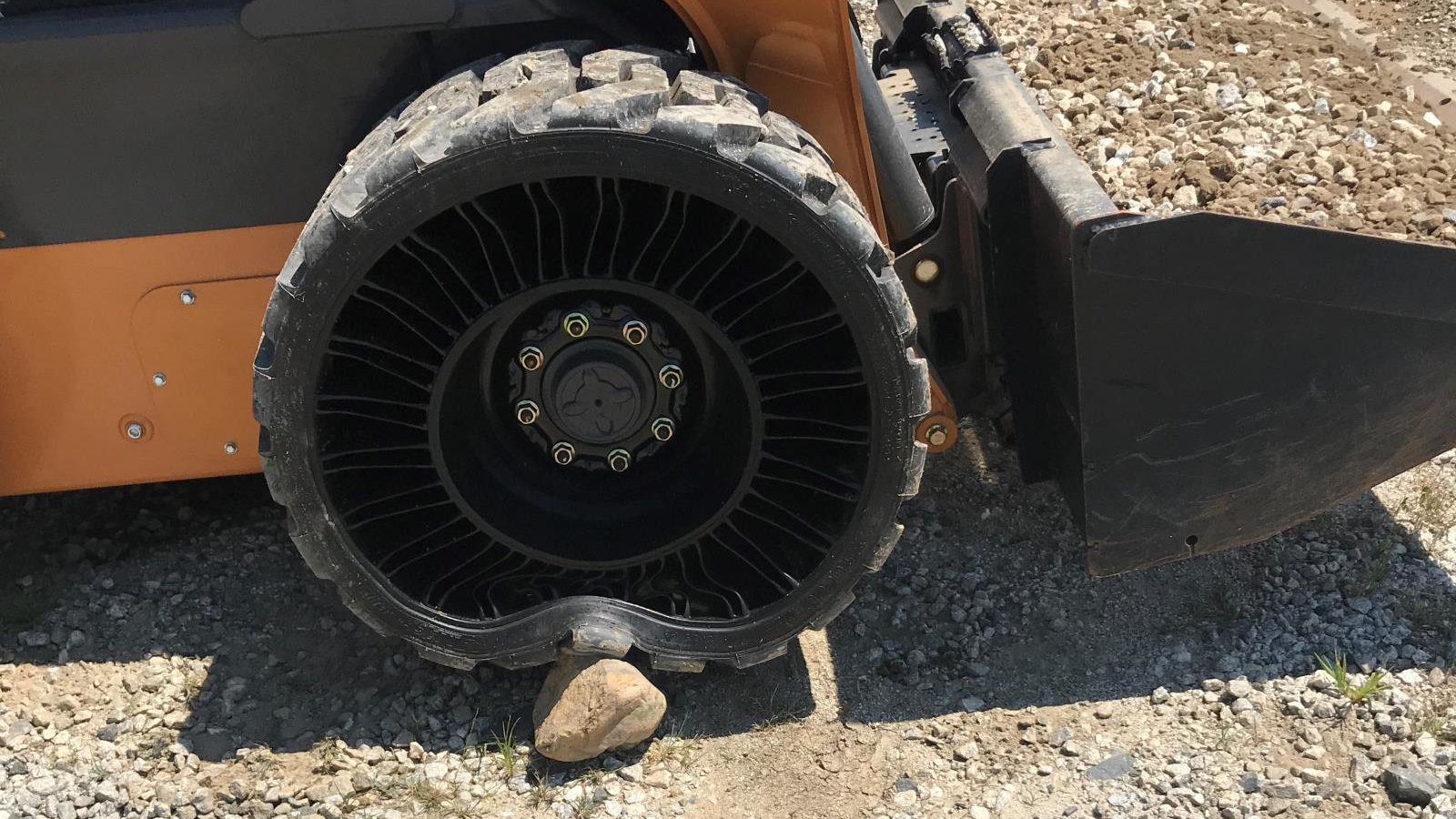 Michelin announces three new TWEELs for mowers | Green Industry Pros