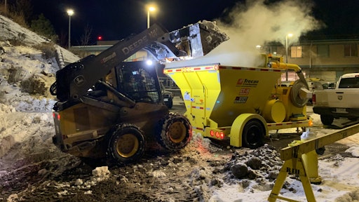 Using the CT-15 Trecan Snowmelter takes three commercial haul trucks off the road for every hour of use. The unit can melt a 2-yd. bucket of snow in less than 50 seconds, up to 15 tons per hour.