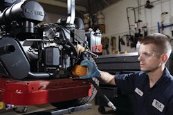 Maintenance Photo Engine 11545641