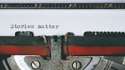 Black And Red Typewriter 1995842