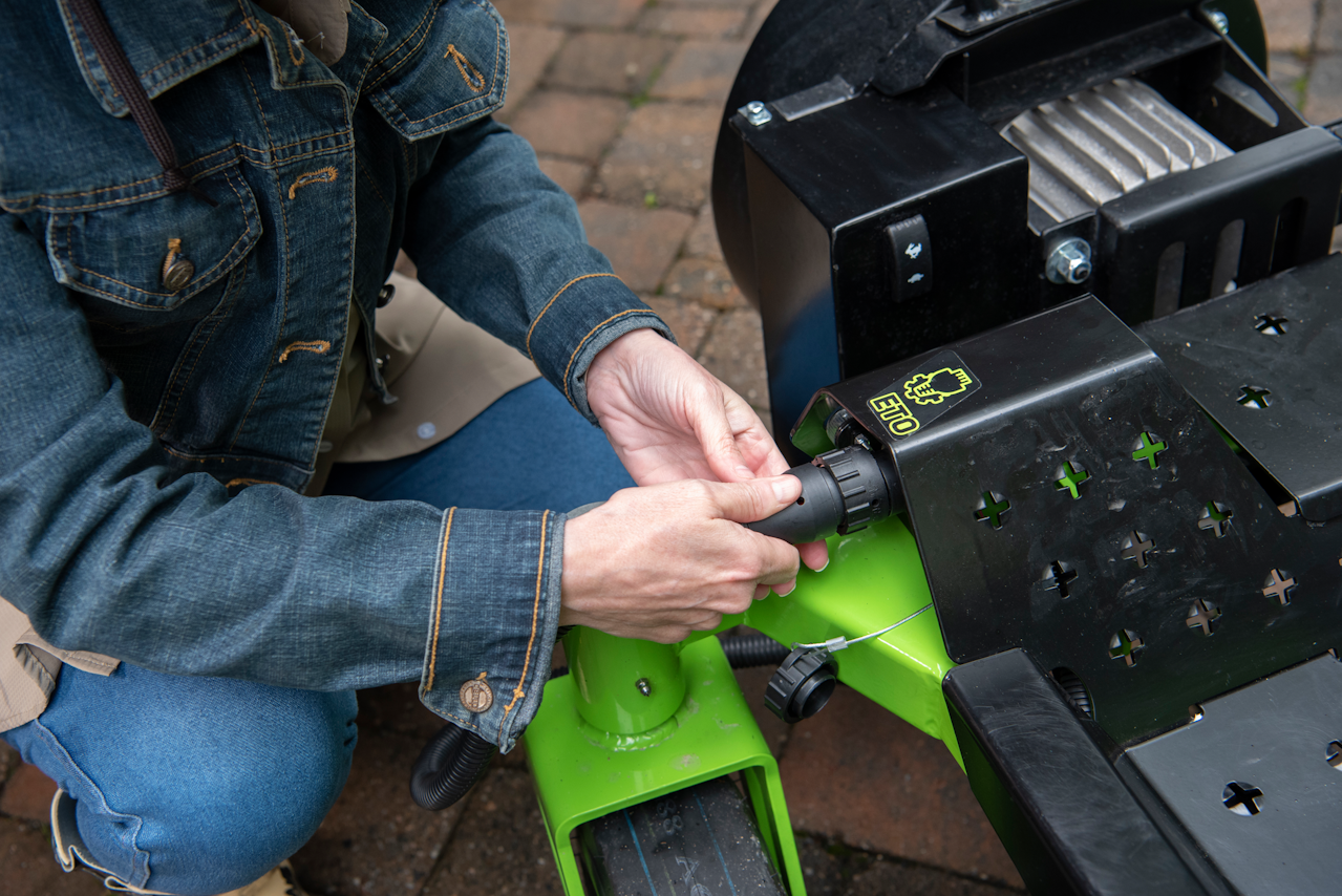 Greenworks Commercial Grows Its Zero Turn Offering With the Unveiling of GSRZ48R for Residential Properties From Greenworks Commercial Green Industry Pros