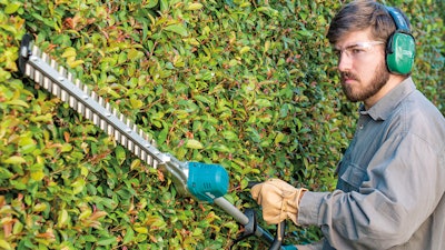 Makita Xnu02 T Action Shot 2