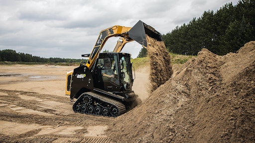 In addition to the new operator-inspired features, the MAX-Series models, such as this RT-65, include the trademark ASV performance operators have come to expect.