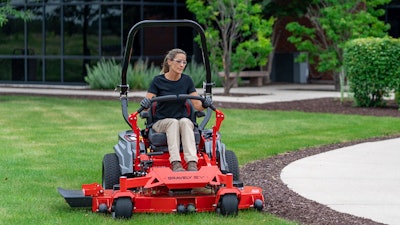 Dsc08774 Pro Turn Ev Weiss 071420