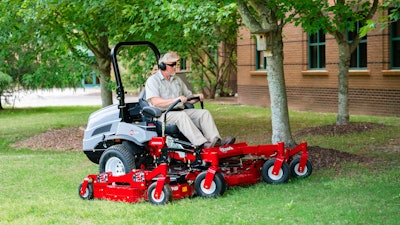 Exmark Lazer Z X Series 96 In Use 1